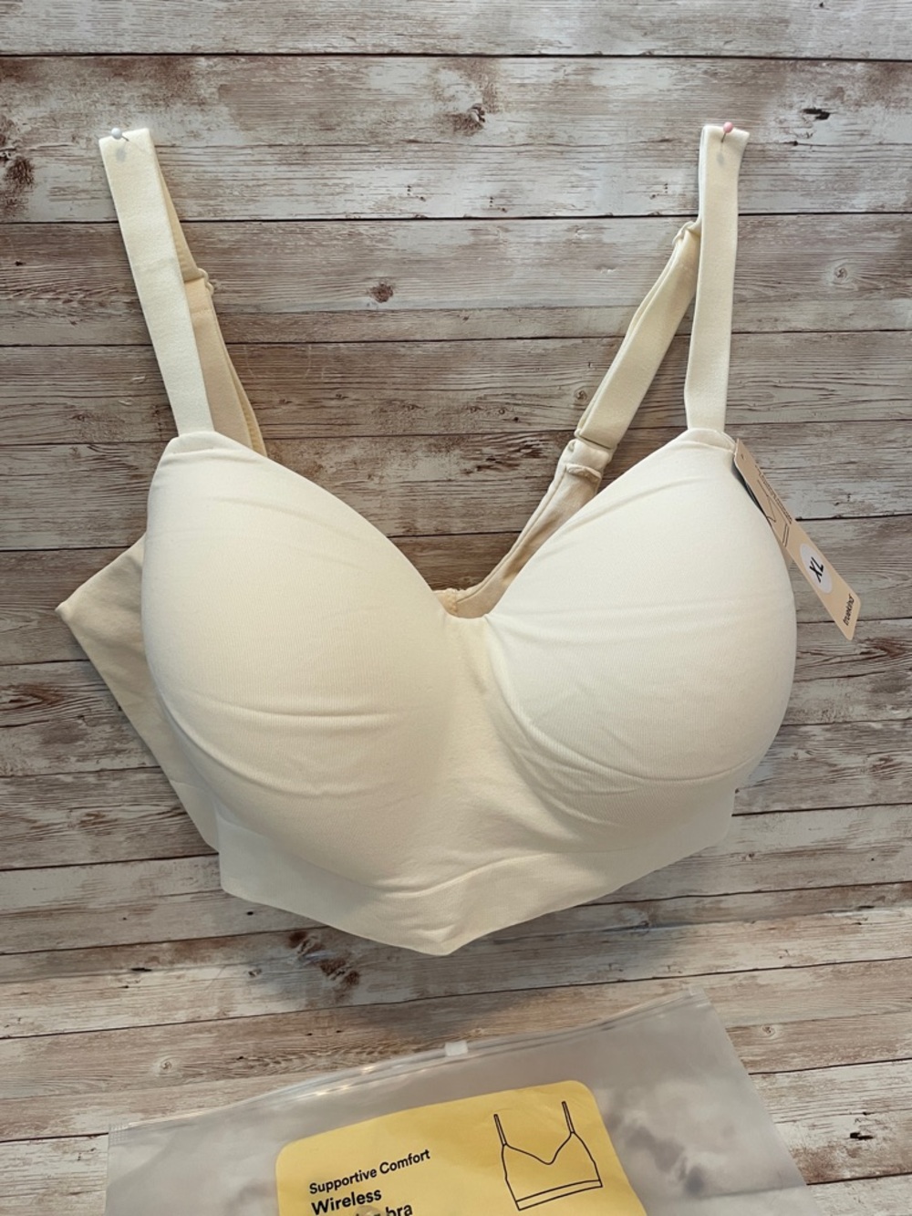 Truekind new with tags!! Seamless Wireless Bra in Cream - Soft Everyday Support
